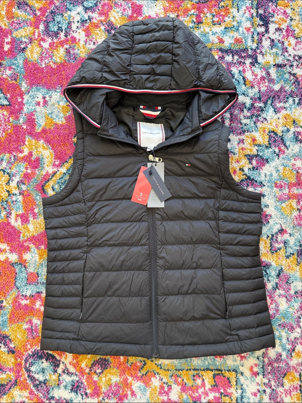 NEW! Tommy Hilfiger Black Quilted Hooded Puffer Vest w/ Detachable Hood - Medium